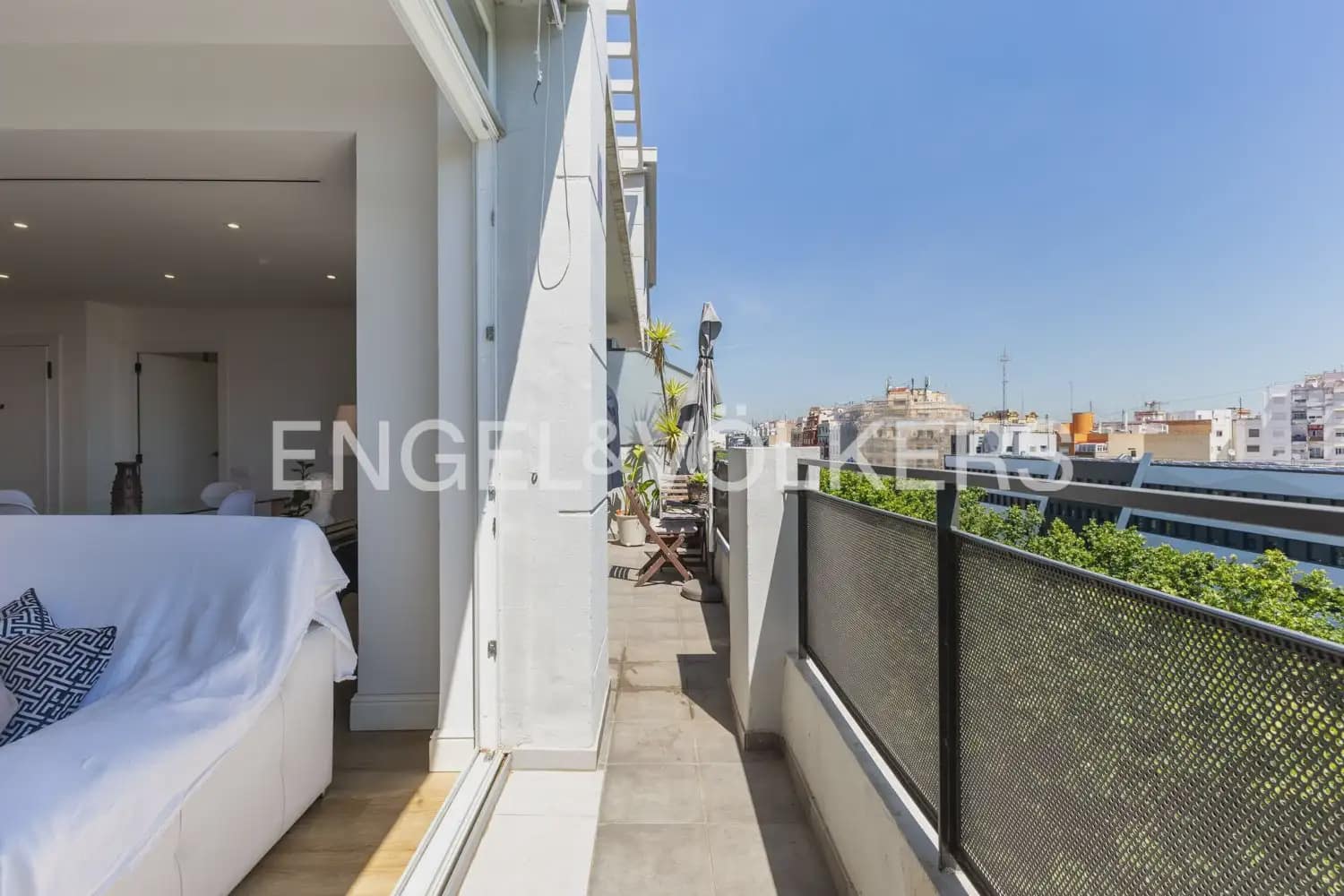 3 Zimmer Wohnung zu verkaufen in Valencia Stadt mit Garage - 795.000 € (Ref: 9897640)