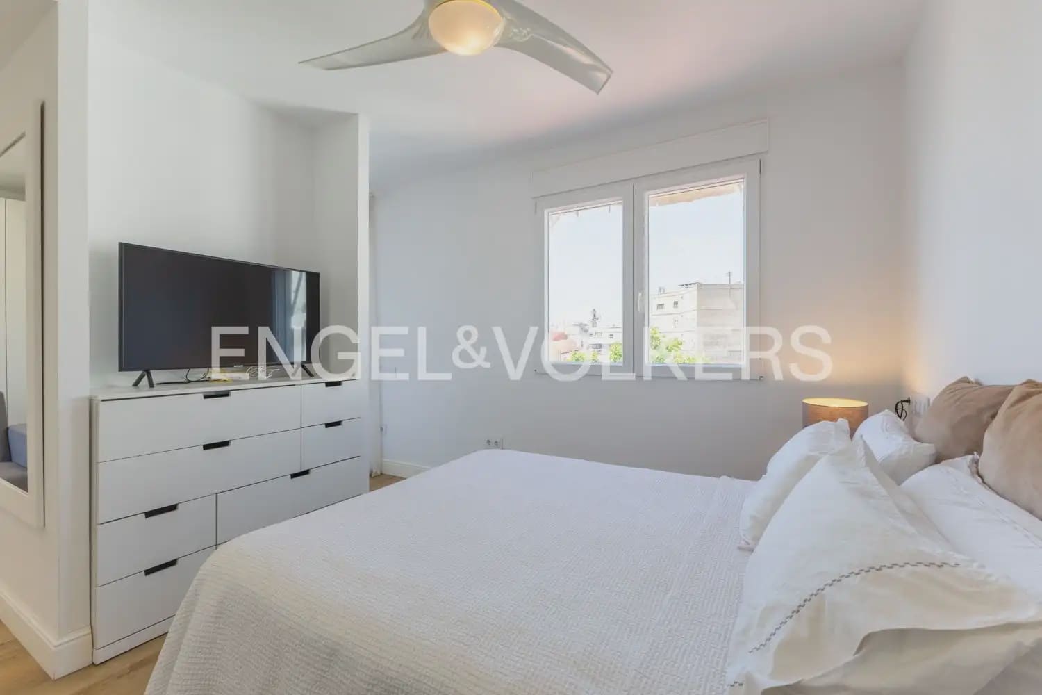3 Zimmer Wohnung zu verkaufen in Valencia Stadt mit Garage - 795.000 € (Ref: 9897640)