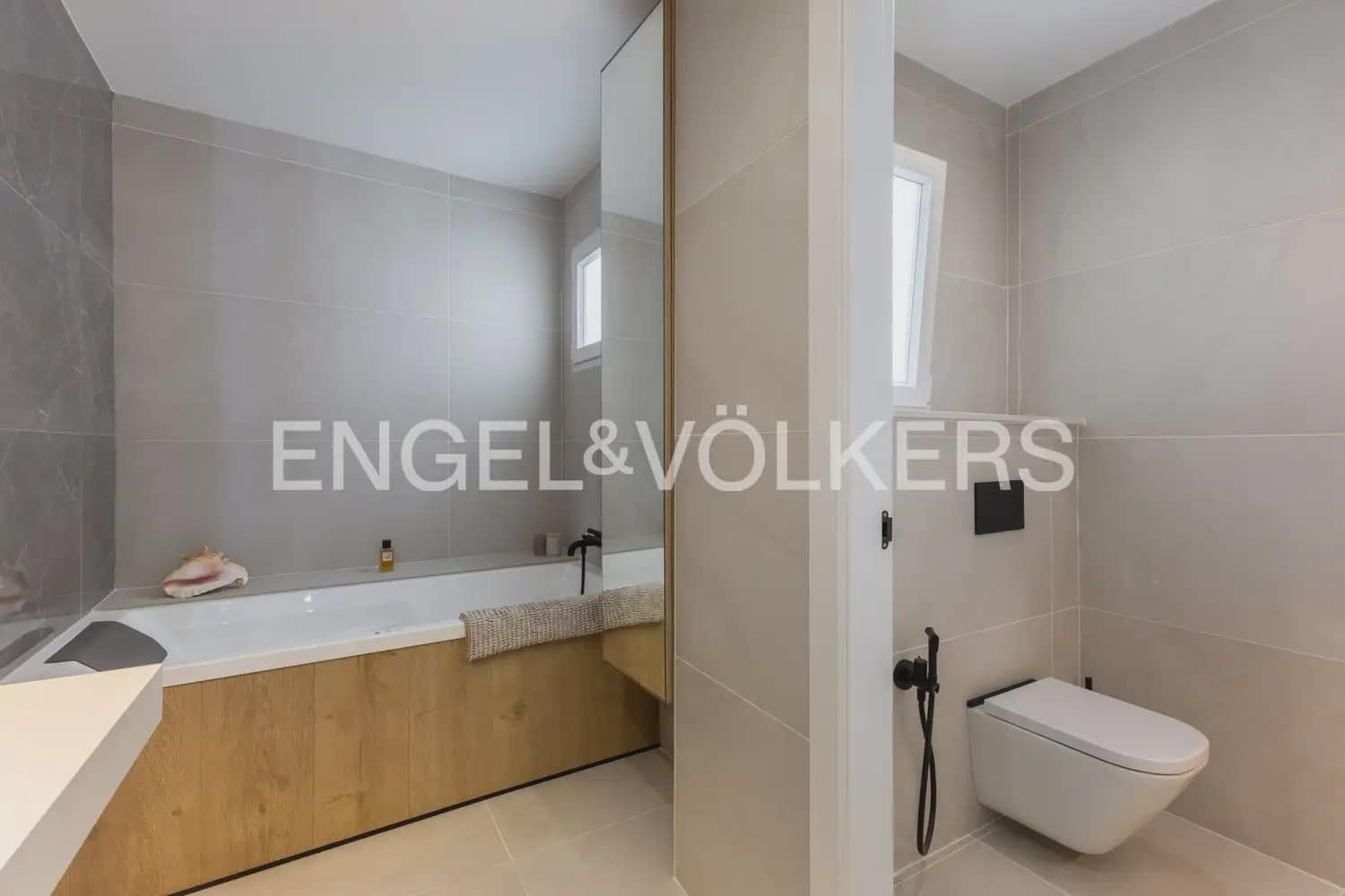 3 Zimmer Wohnung zu verkaufen in Valencia Stadt mit Garage - 795.000 € (Ref: 9897640)