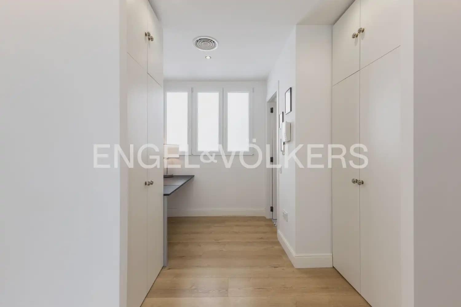 3 Zimmer Wohnung zu verkaufen in Valencia Stadt mit Garage - 795.000 € (Ref: 9897640)
