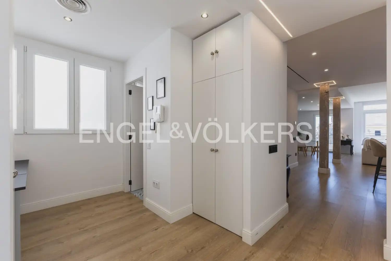 3 Zimmer Wohnung zu verkaufen in Valencia Stadt mit Garage - 795.000 € (Ref: 9897640)
