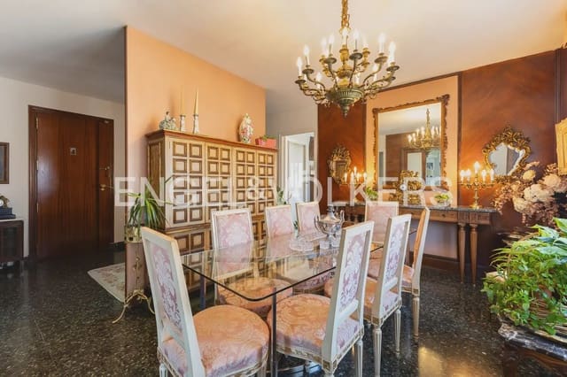 5 quarto Apartamento para venda em Sant Francesc, Valência cidade - 580 000 € (Ref: 9897641)
