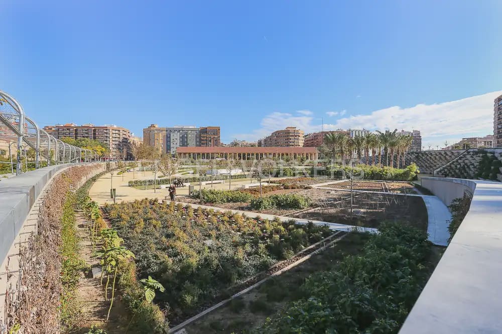 2 sovrum Lägenhet till salu i Valencia stad med garage - 615 000 € (Ref: 9897643)