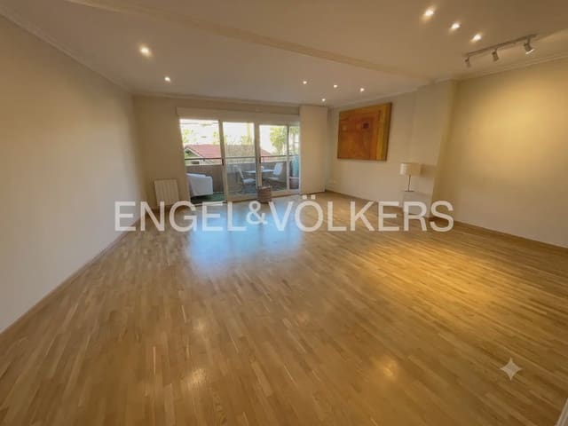 3 makuuhuone Asunto vuokrattavana paikassa Mestalla, Valencia kaupunki mukana 
autotalli - 2 300 € (Ref: 9897651)