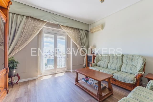 Appartement de 3 chambres à louer à El Grau, Valence ville - 2 300 € (Ref: 9897652)