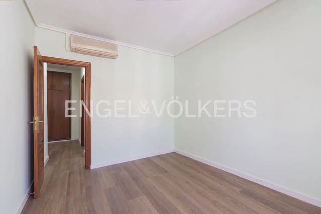 3 makuuhuone Asunto vuokrattavana paikassa El Grau, Valencia kaupunki - 2 300 € (Ref: 9897652)
