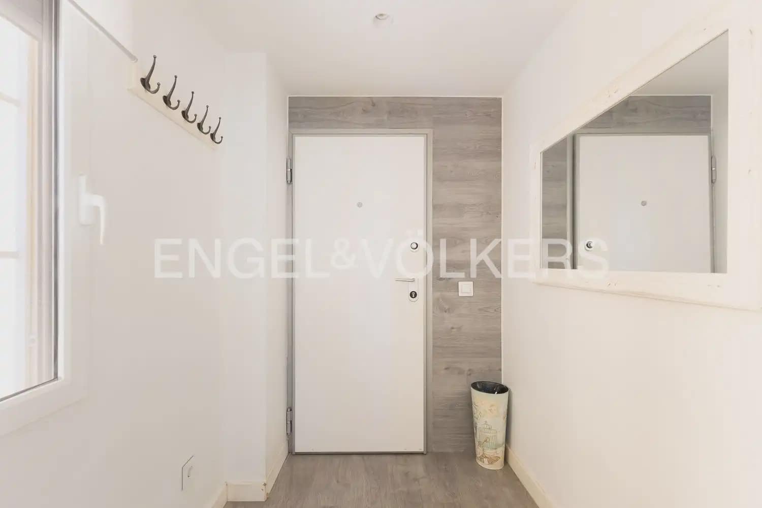 4 sypialnia Mieszkanie na sprzedaż w Miasto Walencja z garażem - 335 000 € (Ref: 9897653)