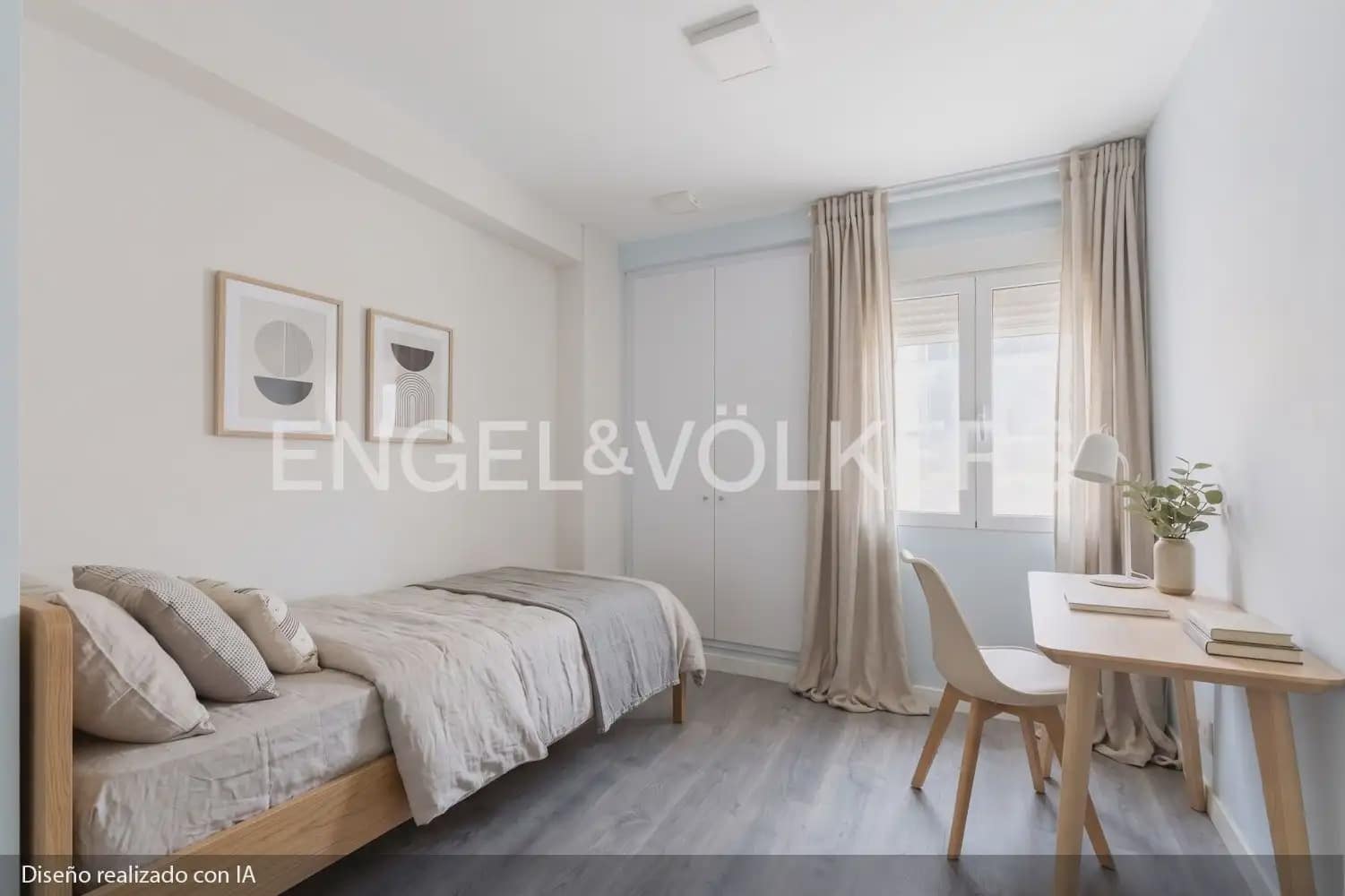 4 sypialnia Mieszkanie na sprzedaż w Miasto Walencja z garażem - 335 000 € (Ref: 9897653)