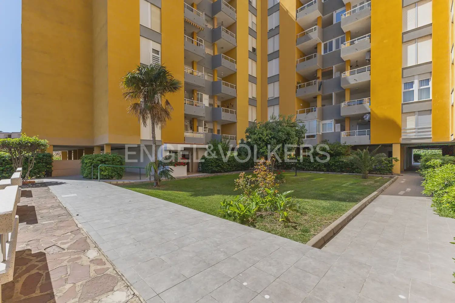 2 bedroom Flat for rent in Canet d'En Berenguer with pool garage - € 900 (Ref: 9897654)
