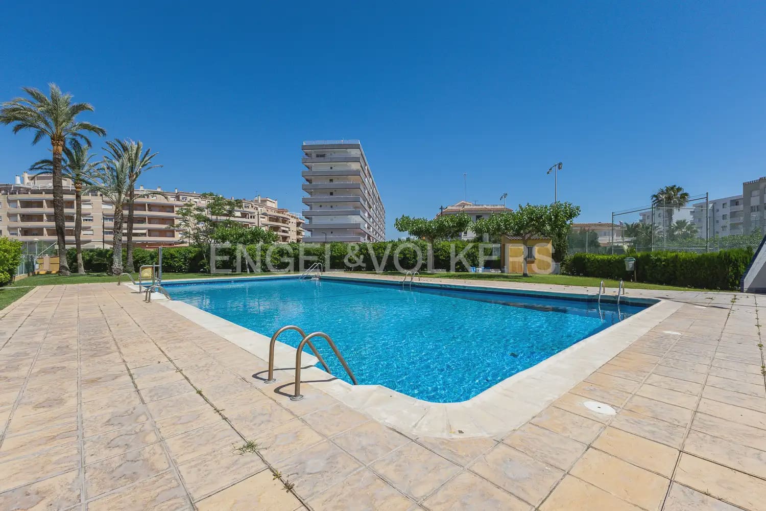 2 bedroom Flat for rent in Canet d'En Berenguer with pool garage - € 900 (Ref: 9897654)
