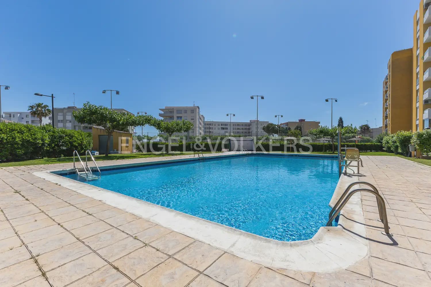 2 bedroom Flat for rent in Canet d'En Berenguer with pool garage - € 900 (Ref: 9897654)