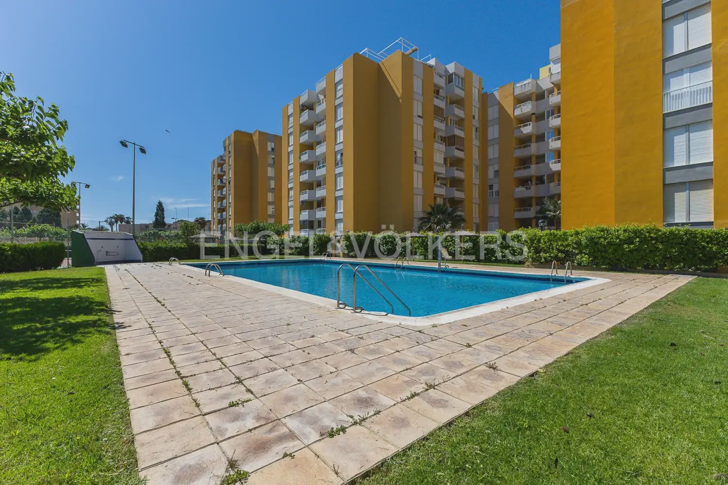 2 bedroom Flat for rent in Canet d'En Berenguer with pool garage - € 900 (Ref: 9897654)