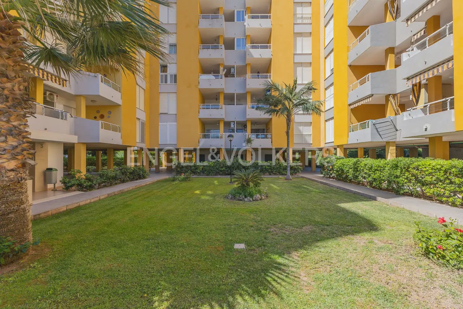 2 bedroom Flat for rent in Canet d'En Berenguer with pool garage - € 900 (Ref: 9897654)