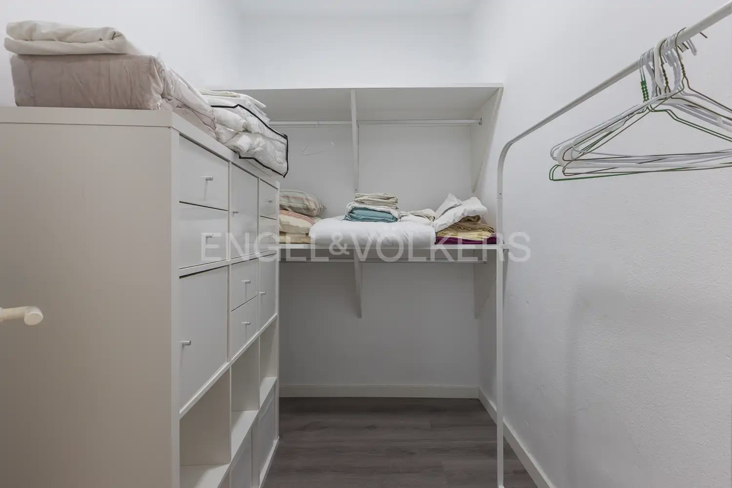 Piso de 3 habitaciones en València ciudad en alquiler con garaje - 2.300 € (Ref: 9897657)
