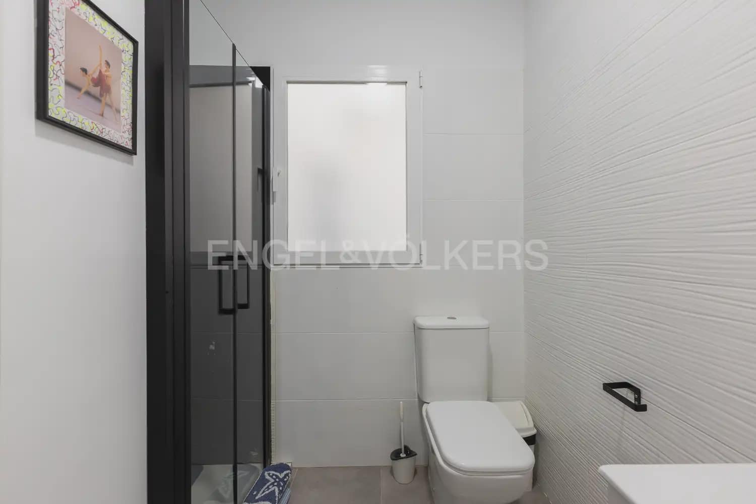 Piso de 3 habitaciones en València ciudad en alquiler con garaje - 2.300 € (Ref: 9897657)