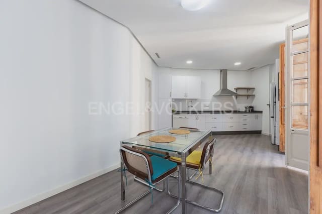Piso de 3 habitaciones en La Seu, València ciudad en alquiler con garaje - 2.300 € (Ref: 9897657)