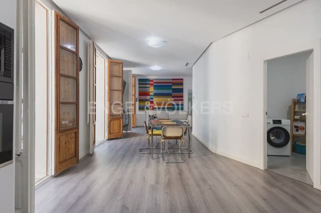 Piso de 3 habitaciones en La Seu, València ciudad en alquiler con garaje - 2.300 € (Ref: 9897657)