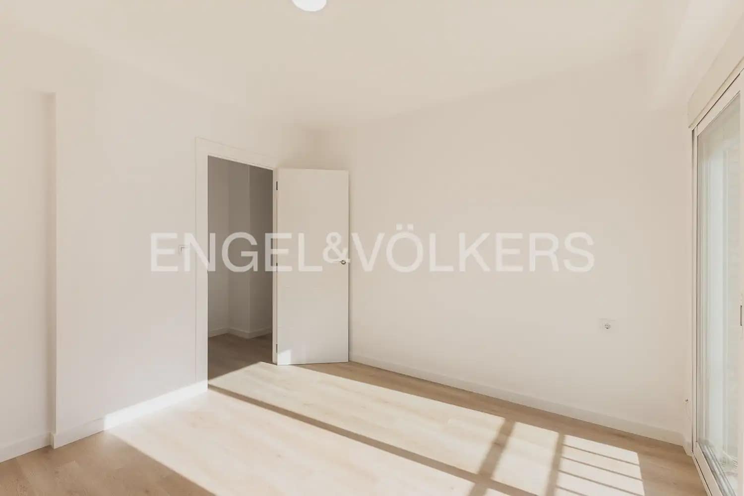 4 quarto Apartamento para venda em Valencia cidade - 248 000 € (Ref: 9897661)