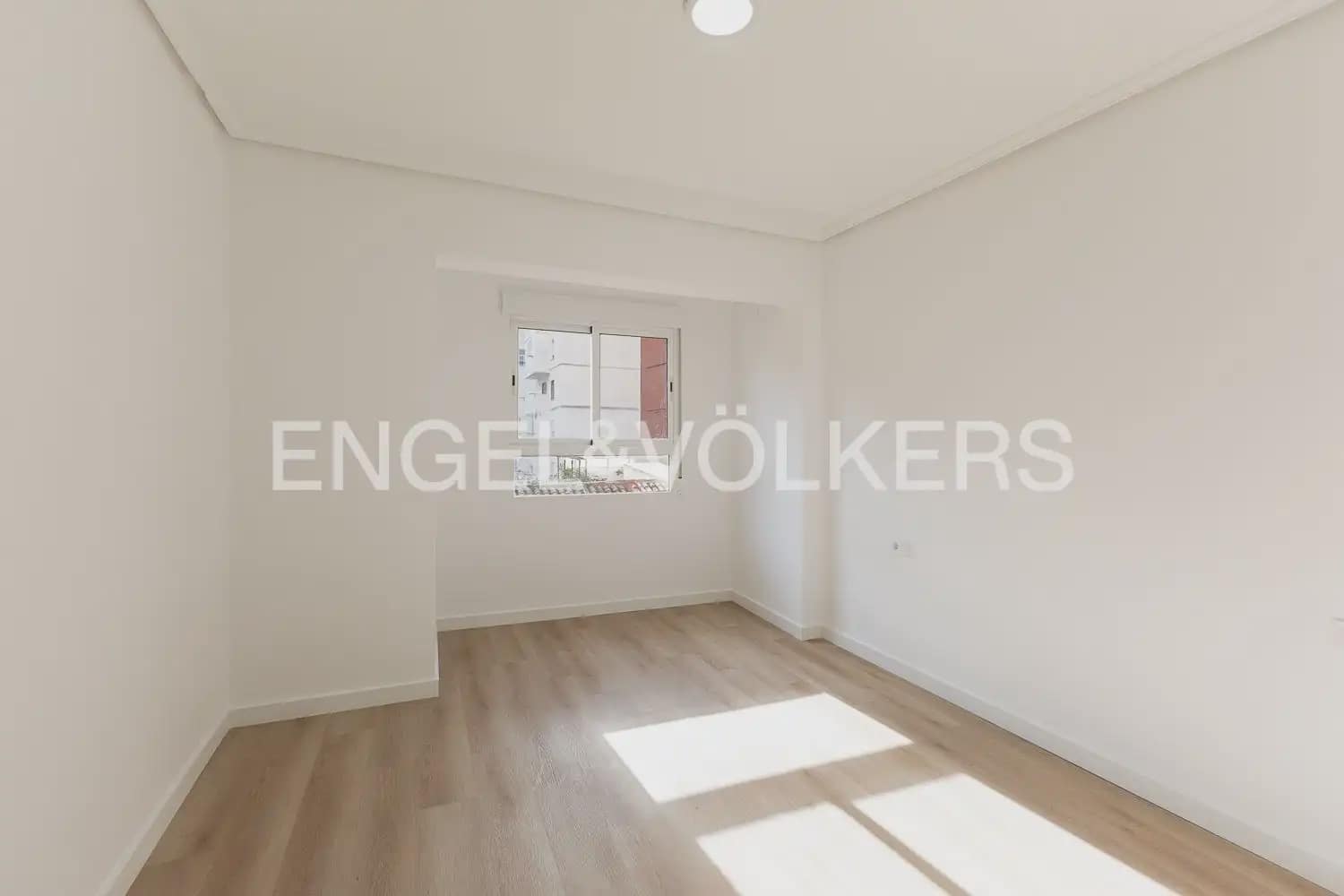 4 quarto Apartamento para venda em Valencia cidade - 248 000 € (Ref: 9897661)