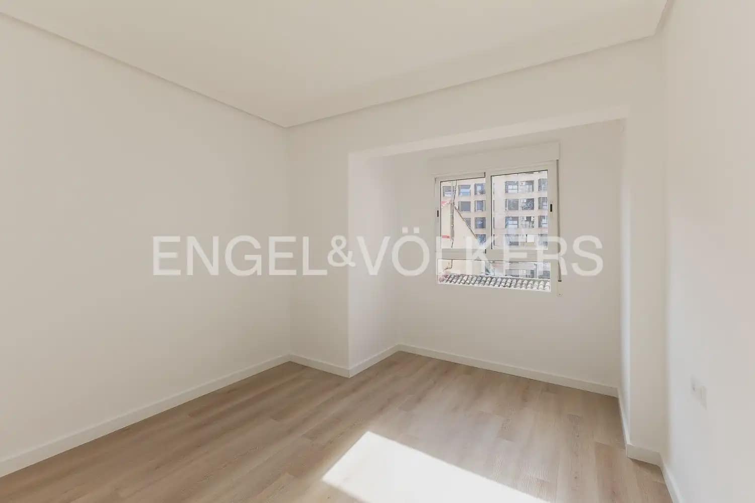 4 quarto Apartamento para venda em Valencia cidade - 248 000 € (Ref: 9897661)