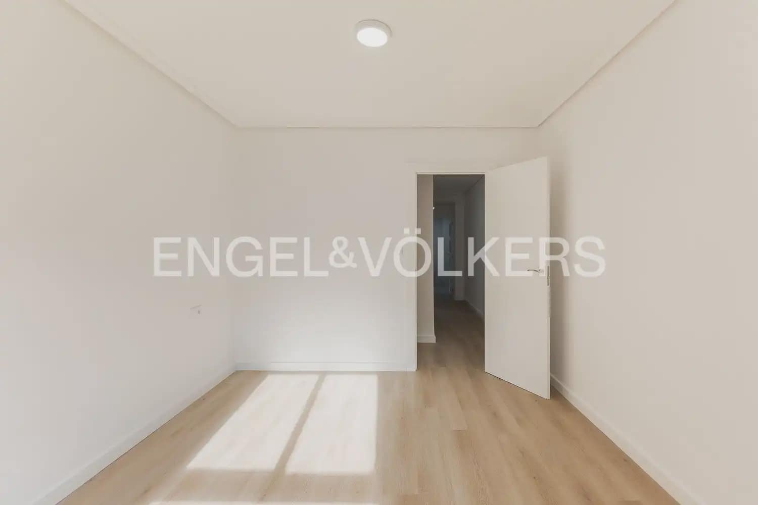 4 quarto Apartamento para venda em Valencia cidade - 248 000 € (Ref: 9897661)
