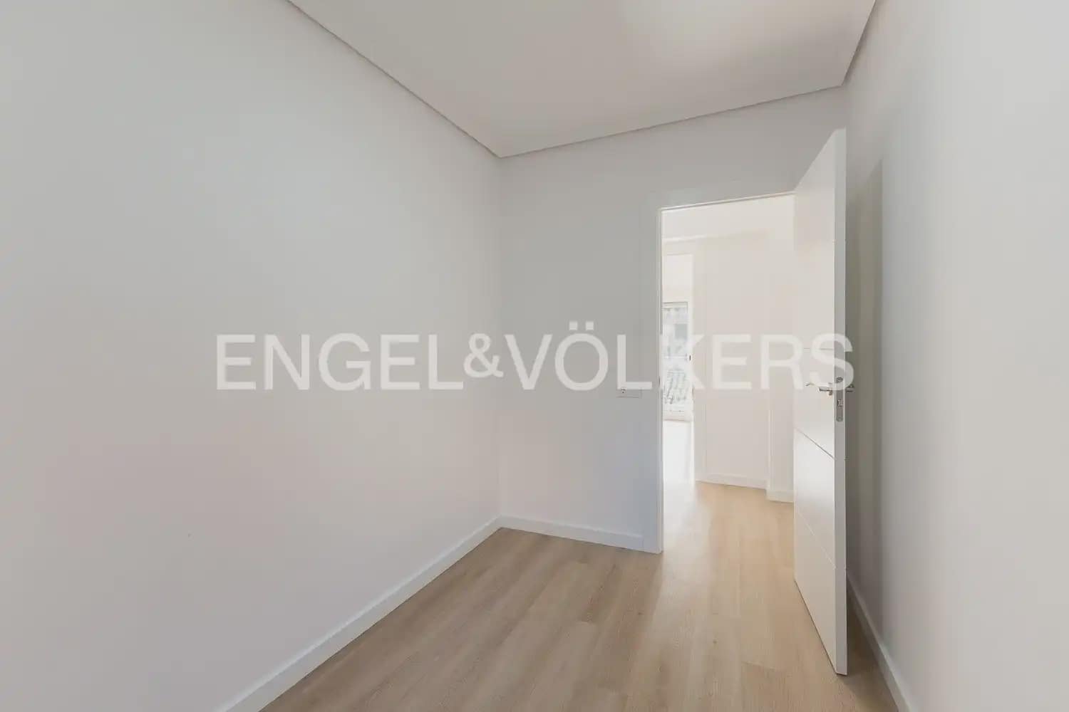 4 quarto Apartamento para venda em Valencia cidade - 248 000 € (Ref: 9897661)