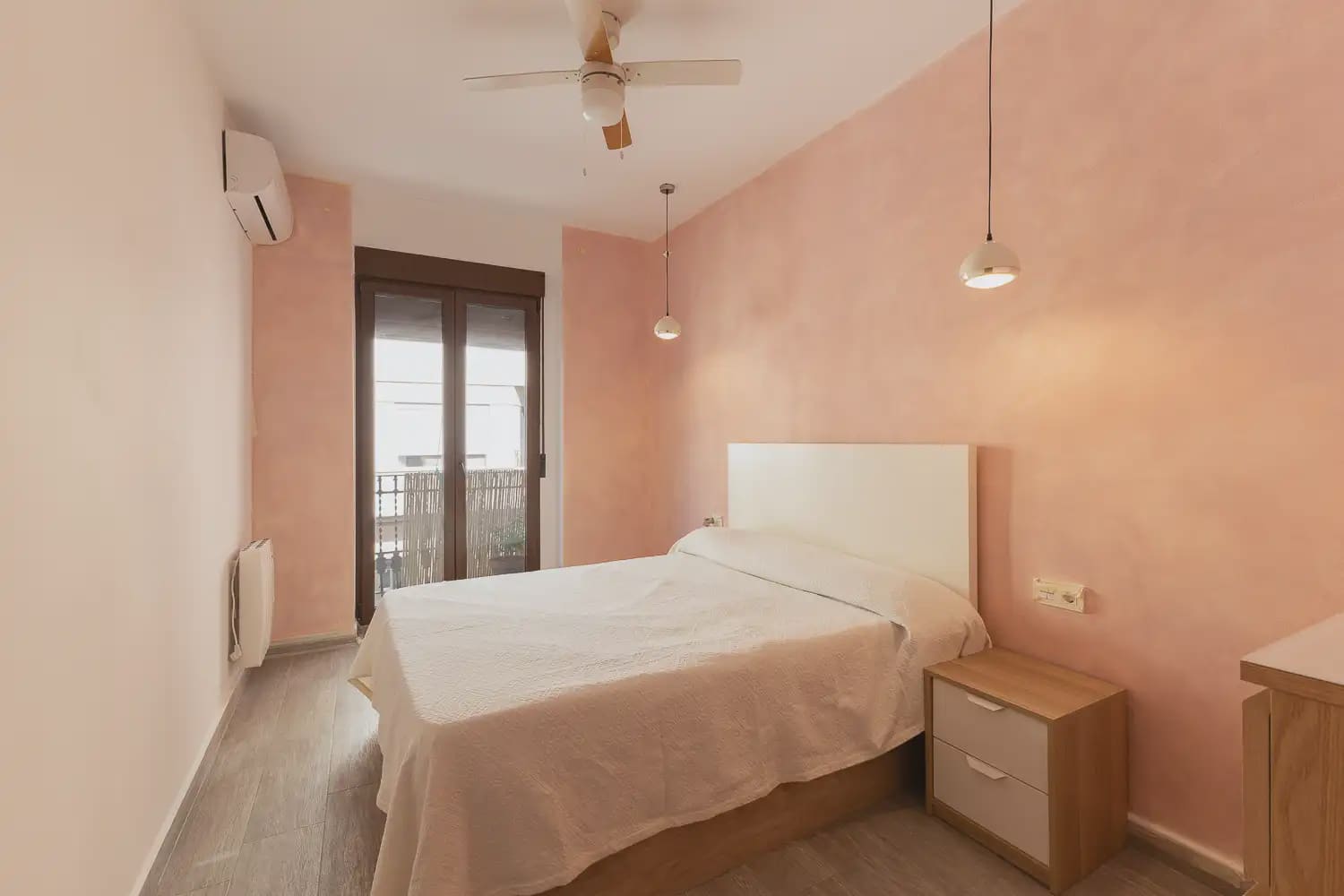 2 soveværelse Lejlighed til leje i Valencia by - € 2.200 (Ref: 9897663)