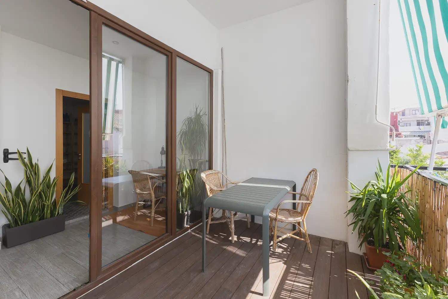 2 soveværelse Lejlighed til leje i Valencia by - € 2.200 (Ref: 9897663)