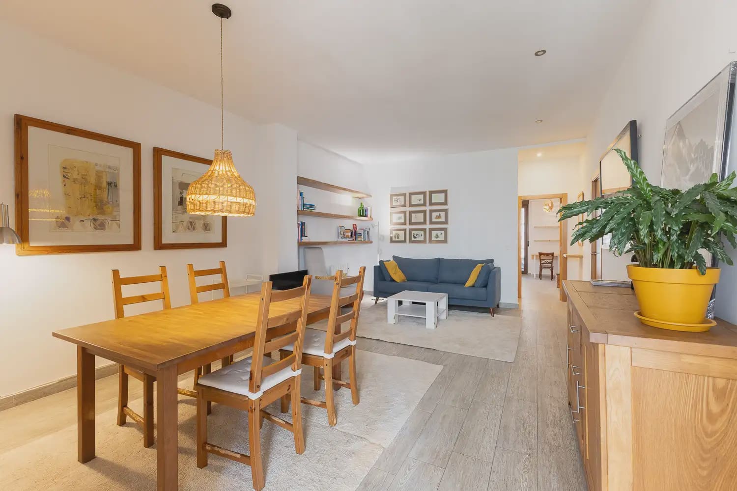 2 soveværelse Lejlighed til leje i Valencia by - € 2.200 (Ref: 9897663)