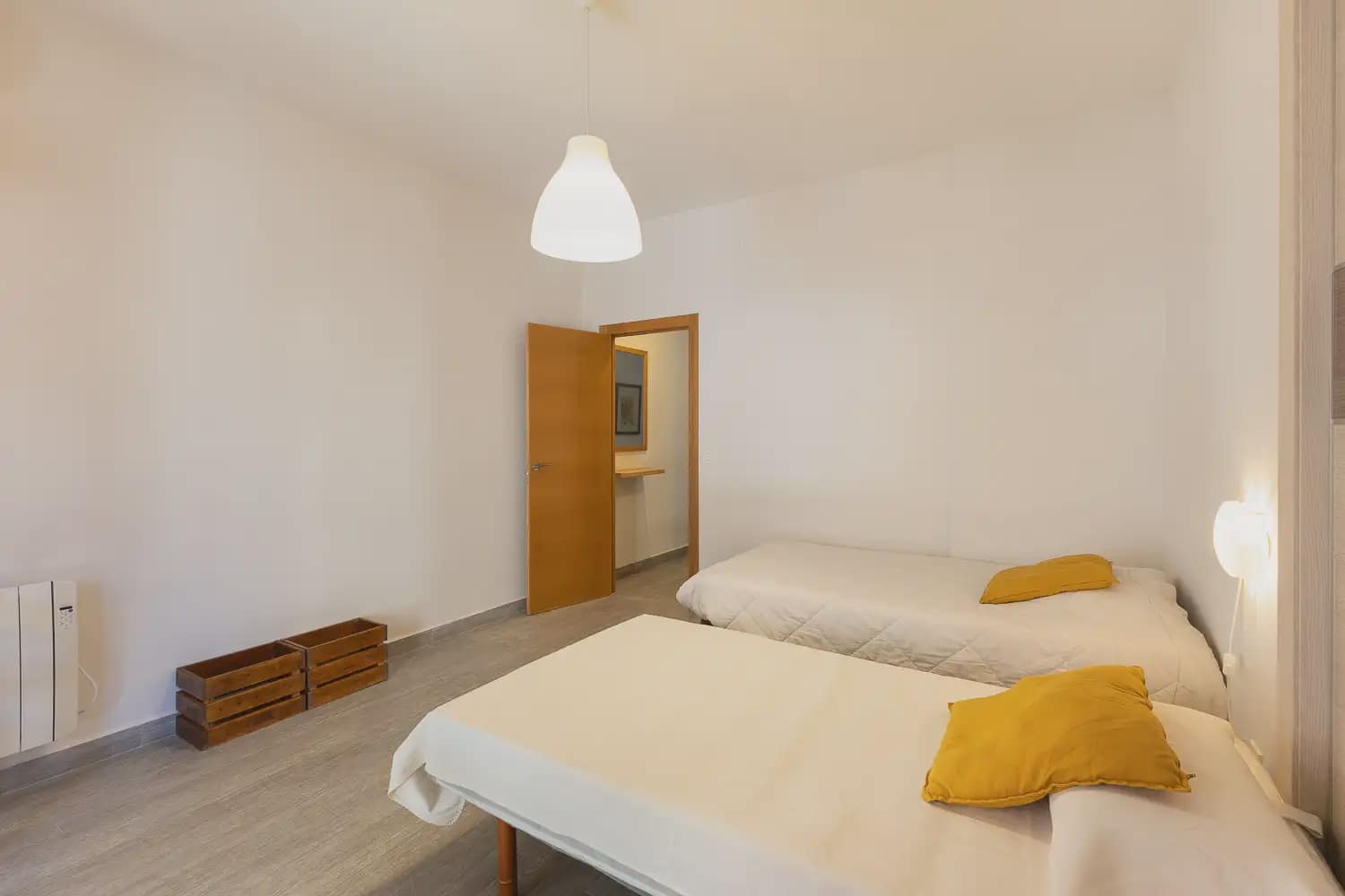 2 soveværelse Lejlighed til leje i Valencia by - € 2.200 (Ref: 9897663)