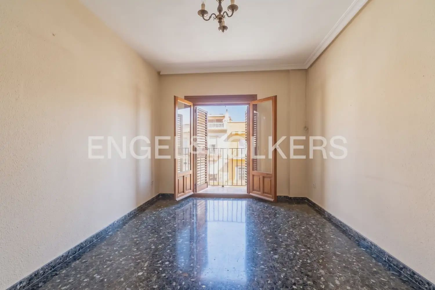 4 soveværelse Lejlighed til salg i Valencia by med garage - € 581.500 (Ref: 9897664)