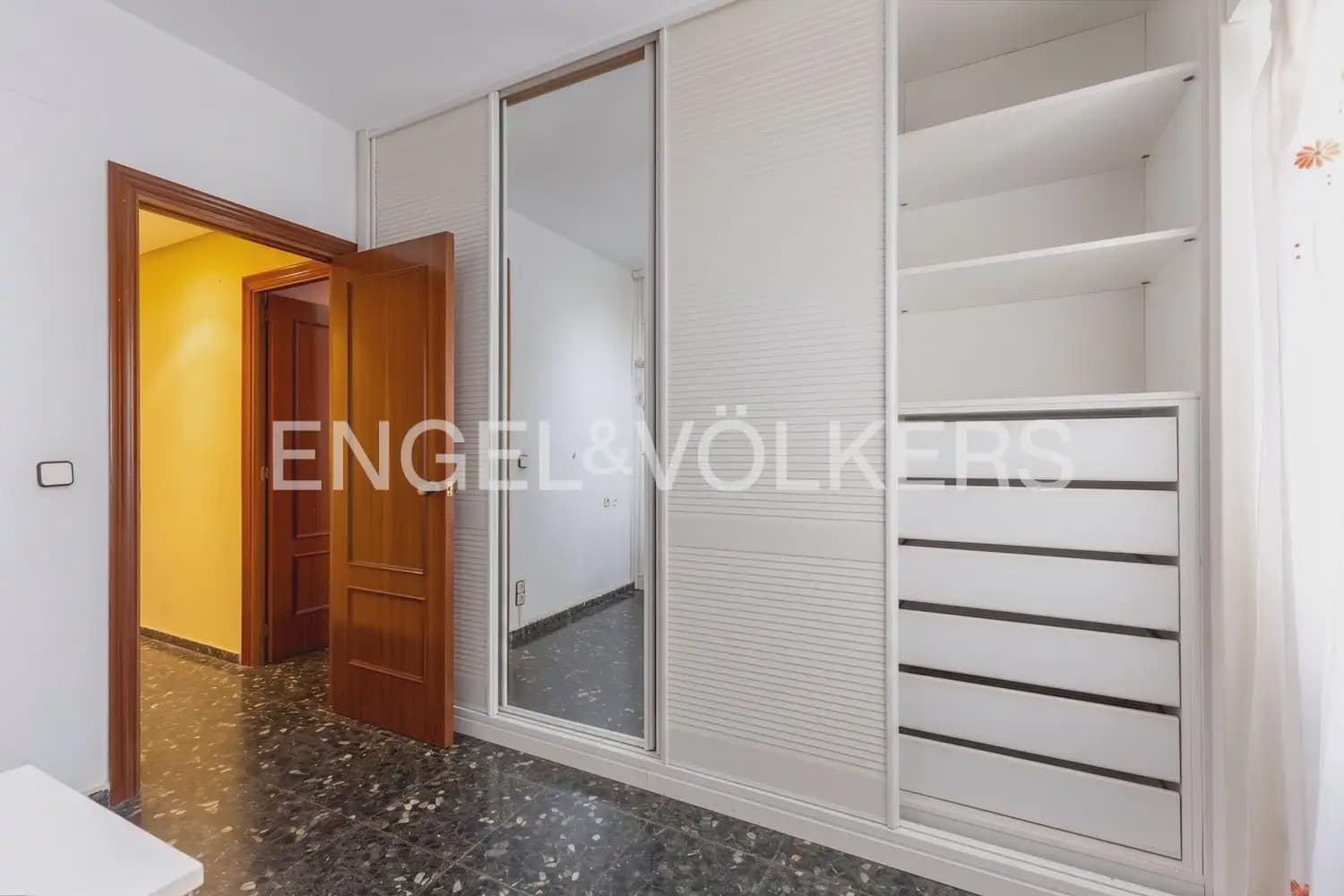 4 soveværelse Lejlighed til salg i Valencia by med garage - € 581.500 (Ref: 9897664)