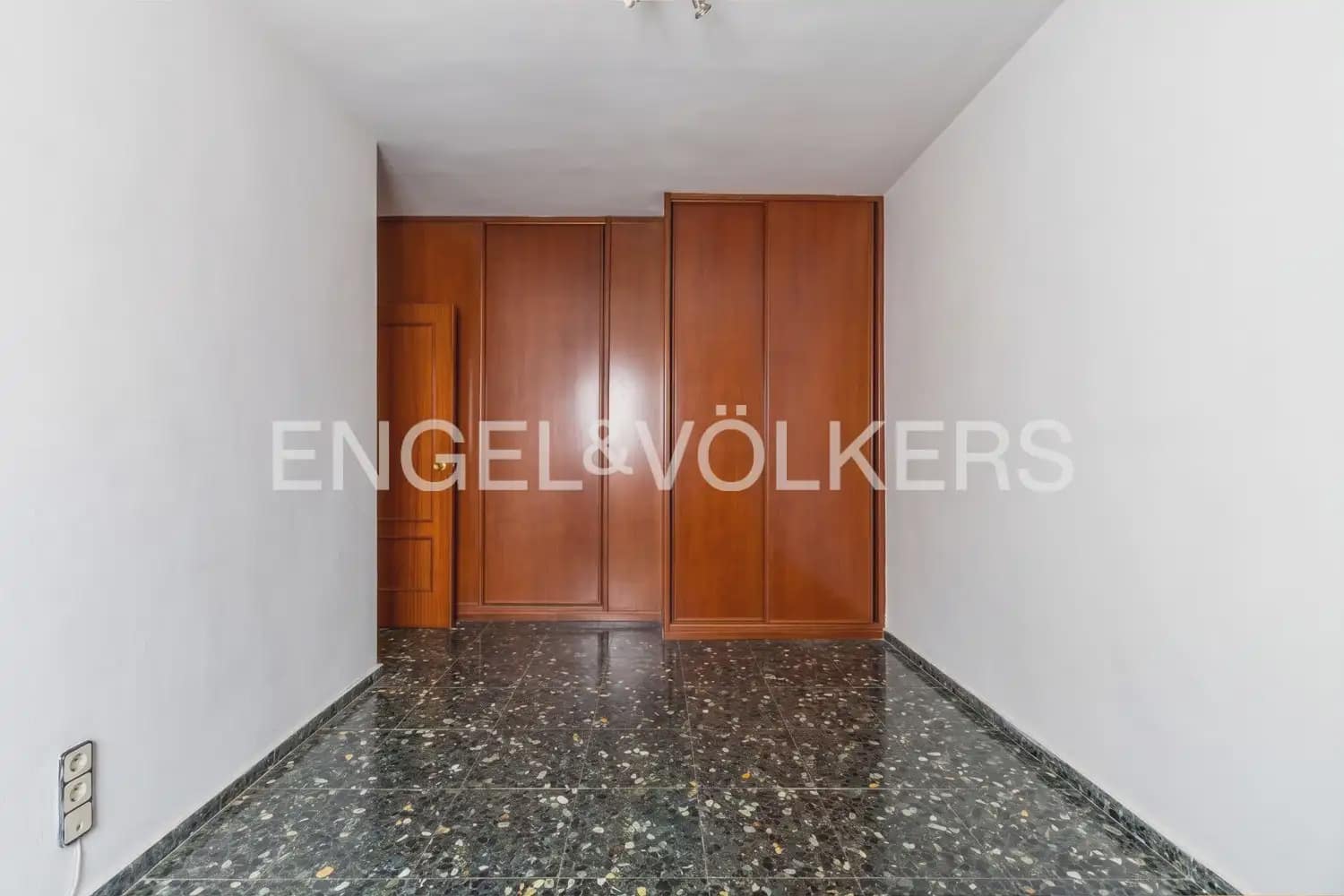 4 soveværelse Lejlighed til salg i Valencia by med garage - € 581.500 (Ref: 9897664)