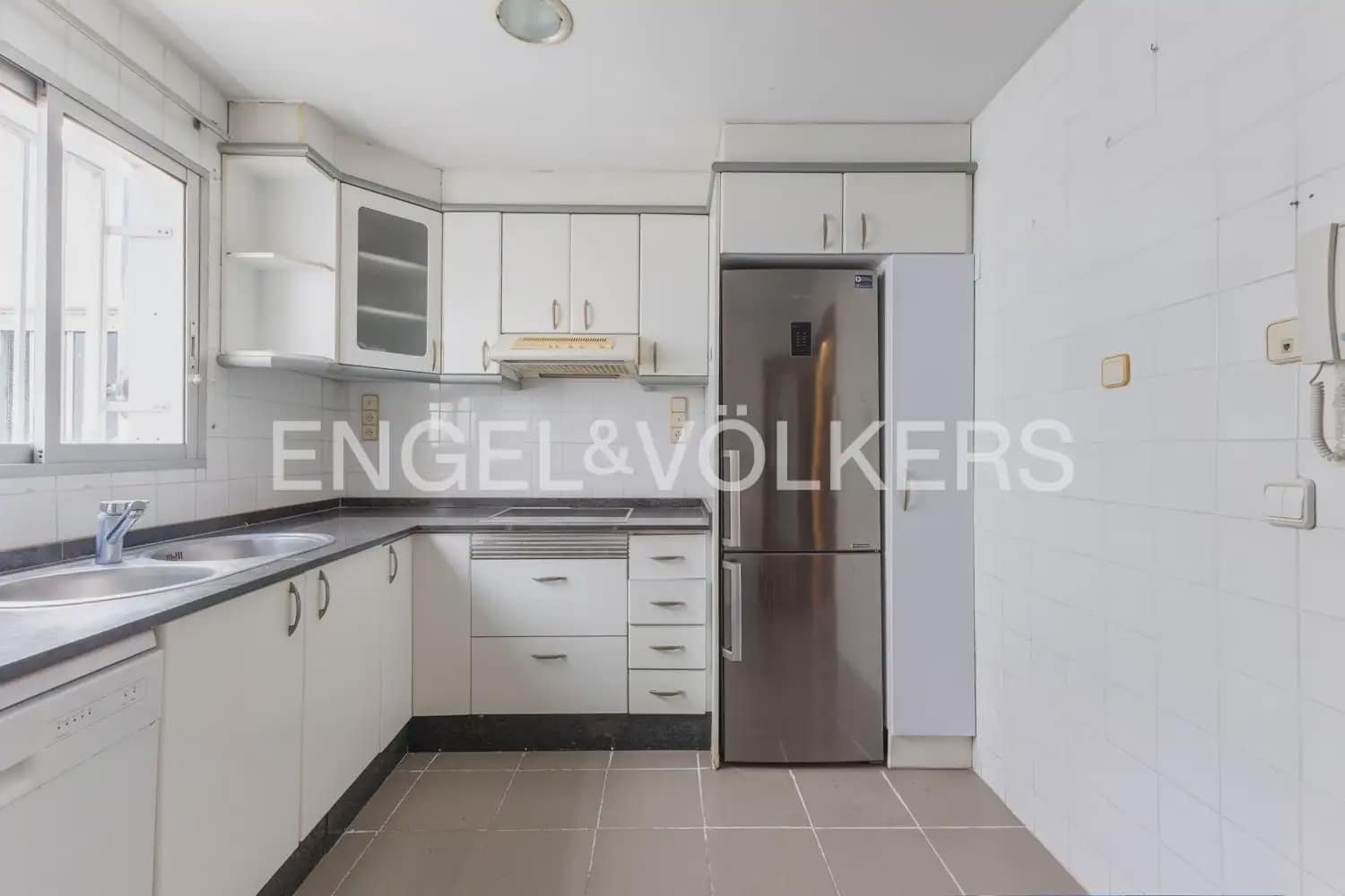 4 soveværelse Lejlighed til salg i Valencia by med garage - € 581.500 (Ref: 9897664)