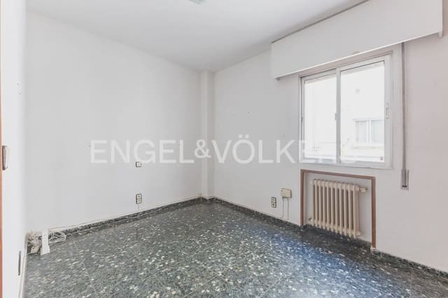 4 slaapkamer Flat te koop in El Pilar, Valencia stad met garage - € 575.000 (Ref: 9897664)
