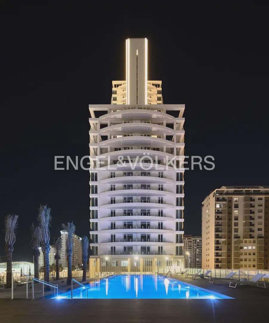 3 sovrum Lägenhet till salu i Valencia stad med pool garage - 1 550 000 € (Ref: 9897665)