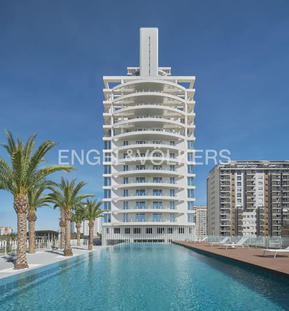 3 sovrum Lägenhet till salu i Valencia stad med pool garage - 1 550 000 € (Ref: 9897665)