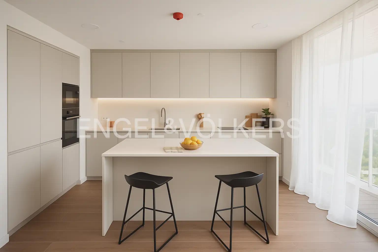 3 sovrum Lägenhet till salu i Valencia stad med pool garage - 1 550 000 € (Ref: 9897665)