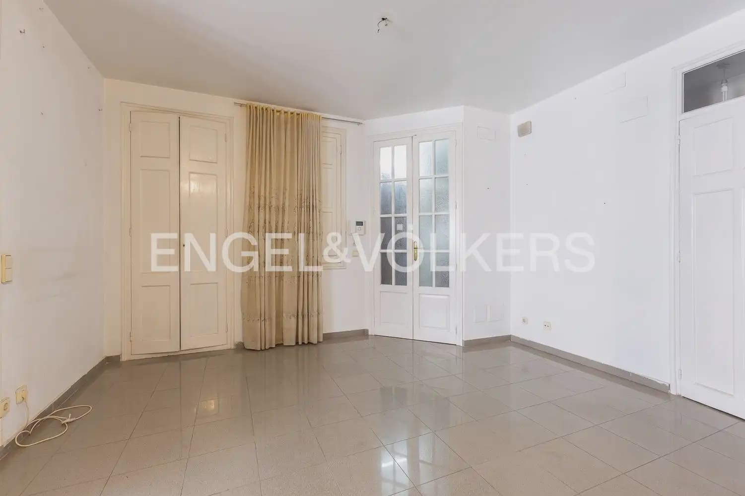 3 chambre Appartement à vendre à Valence ville - 1 100 000 € (Ref: 9897666)