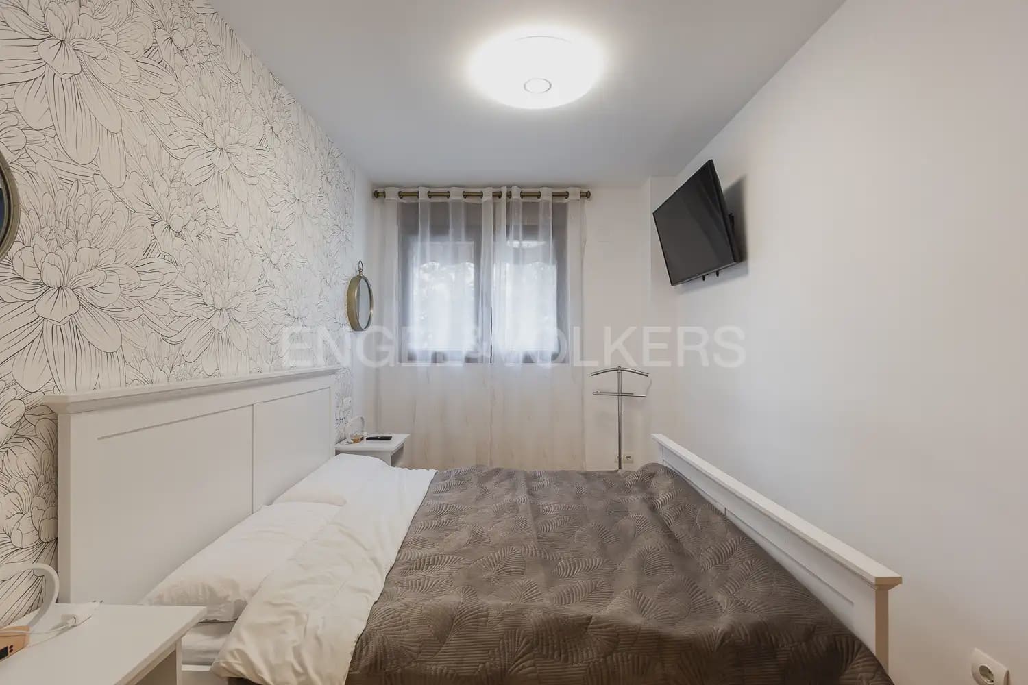 2 slaapkamer Flat te huur in Valencia stad met garage - € 2.000 (Ref: 9897667)