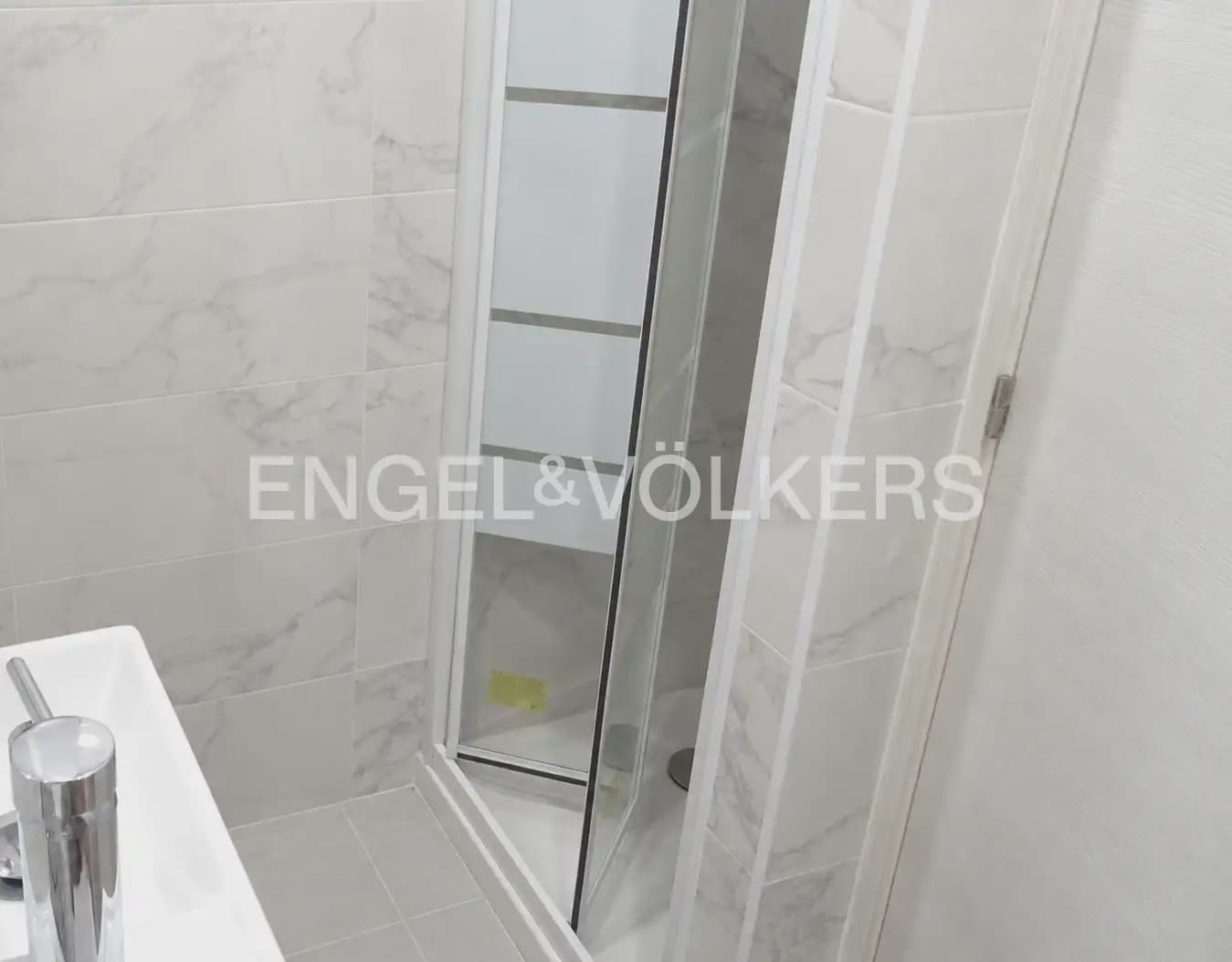 4 sypialnia Mieszkanie na sprzedaż w Miasto Walencja - 375 000 € (Ref: 9897669)