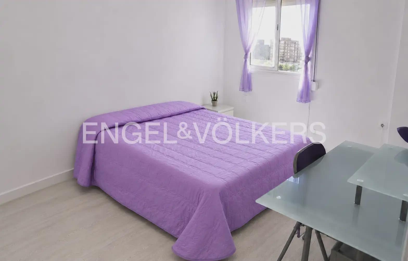 4 Zimmer Wohnung zu verkaufen in Valencia Stadt - 360.000 € (Ref: 9897669)