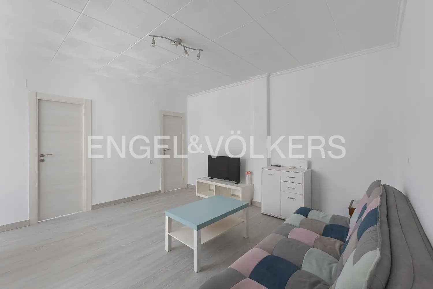 4 Zimmer Wohnung zu verkaufen in Valencia Stadt - 370.000 € (Ref: 9897669)