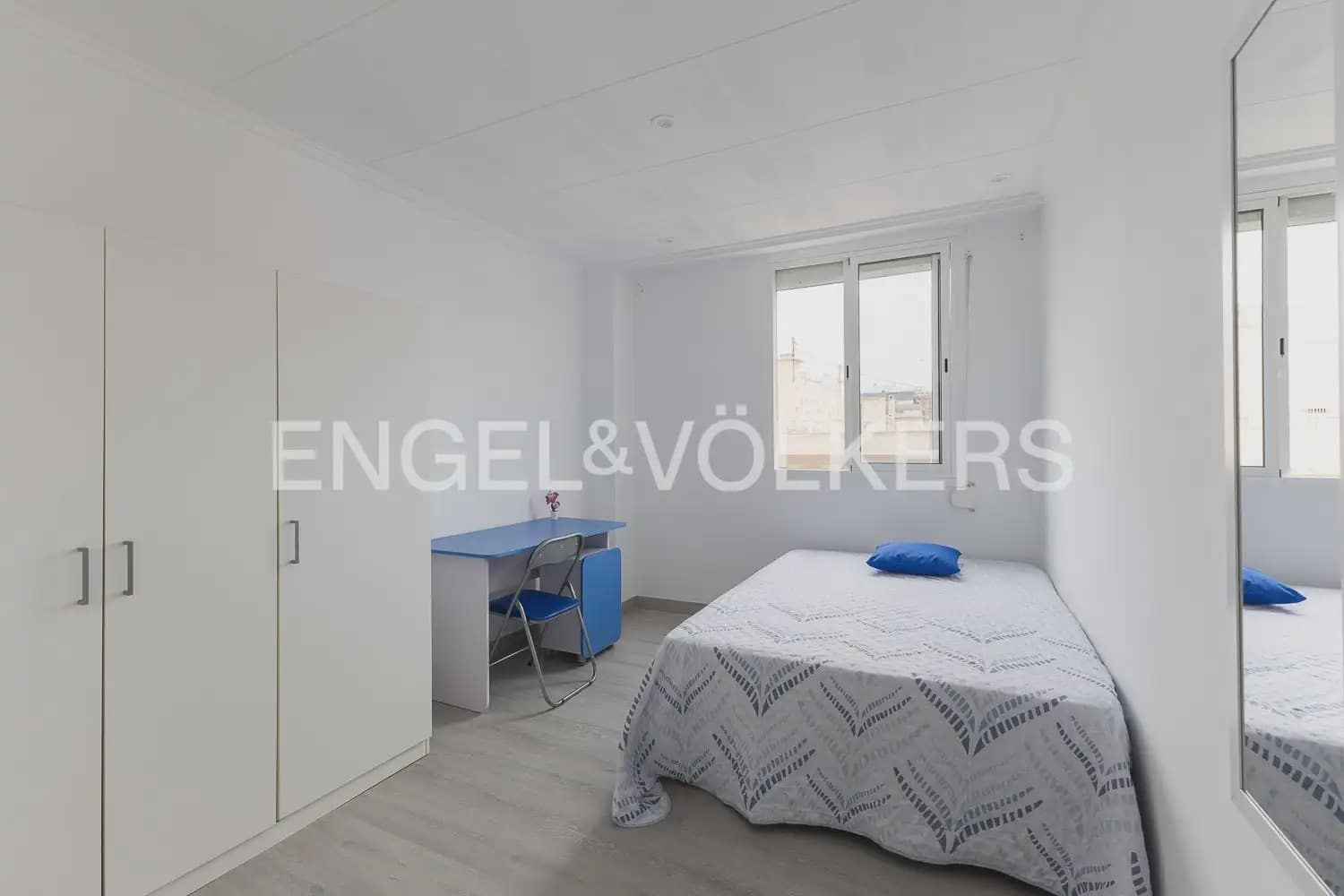 4 Zimmer Wohnung zu verkaufen in Valencia Stadt - 370.000 € (Ref: 9897669)