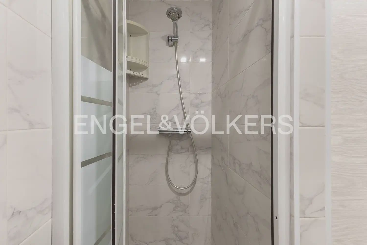 4 Zimmer Wohnung zu verkaufen in Valencia Stadt - 370.000 € (Ref: 9897669)