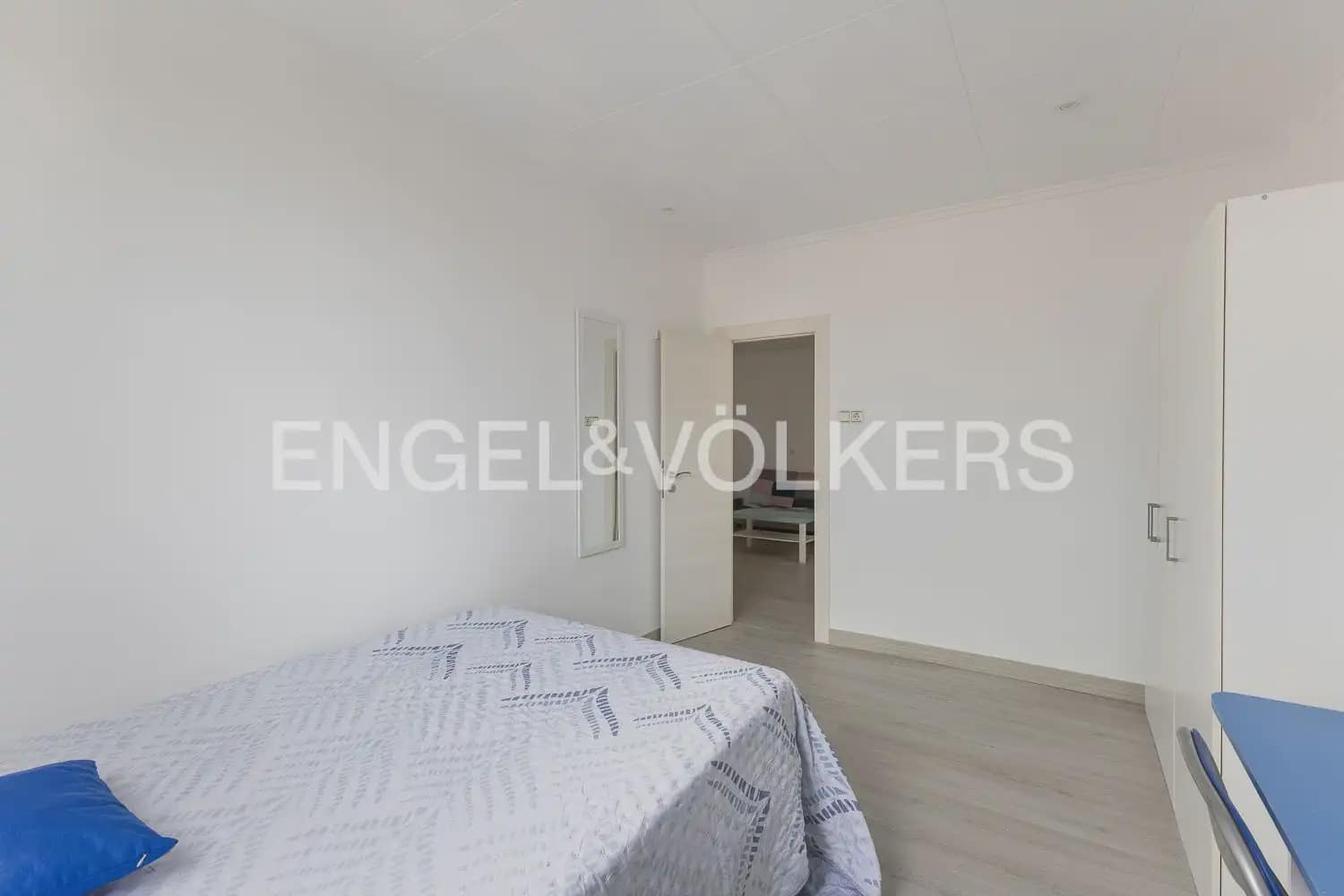4 Zimmer Wohnung zu verkaufen in Valencia Stadt - 370.000 € (Ref: 9897669)
