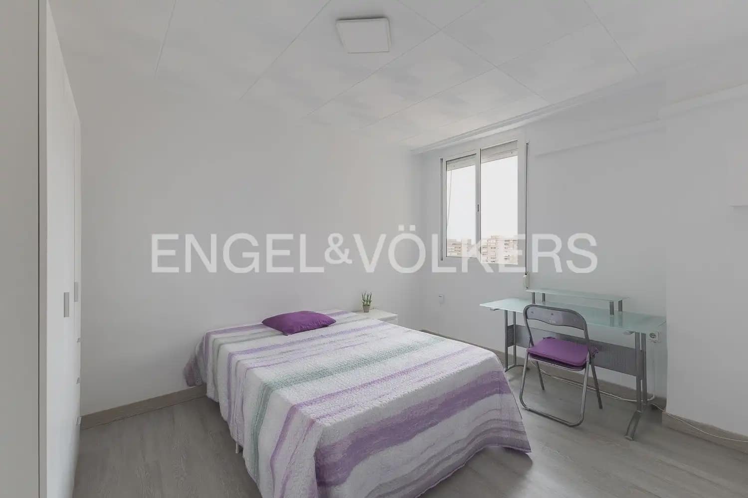 4 Zimmer Wohnung zu verkaufen in Valencia Stadt - 370.000 € (Ref: 9897669)