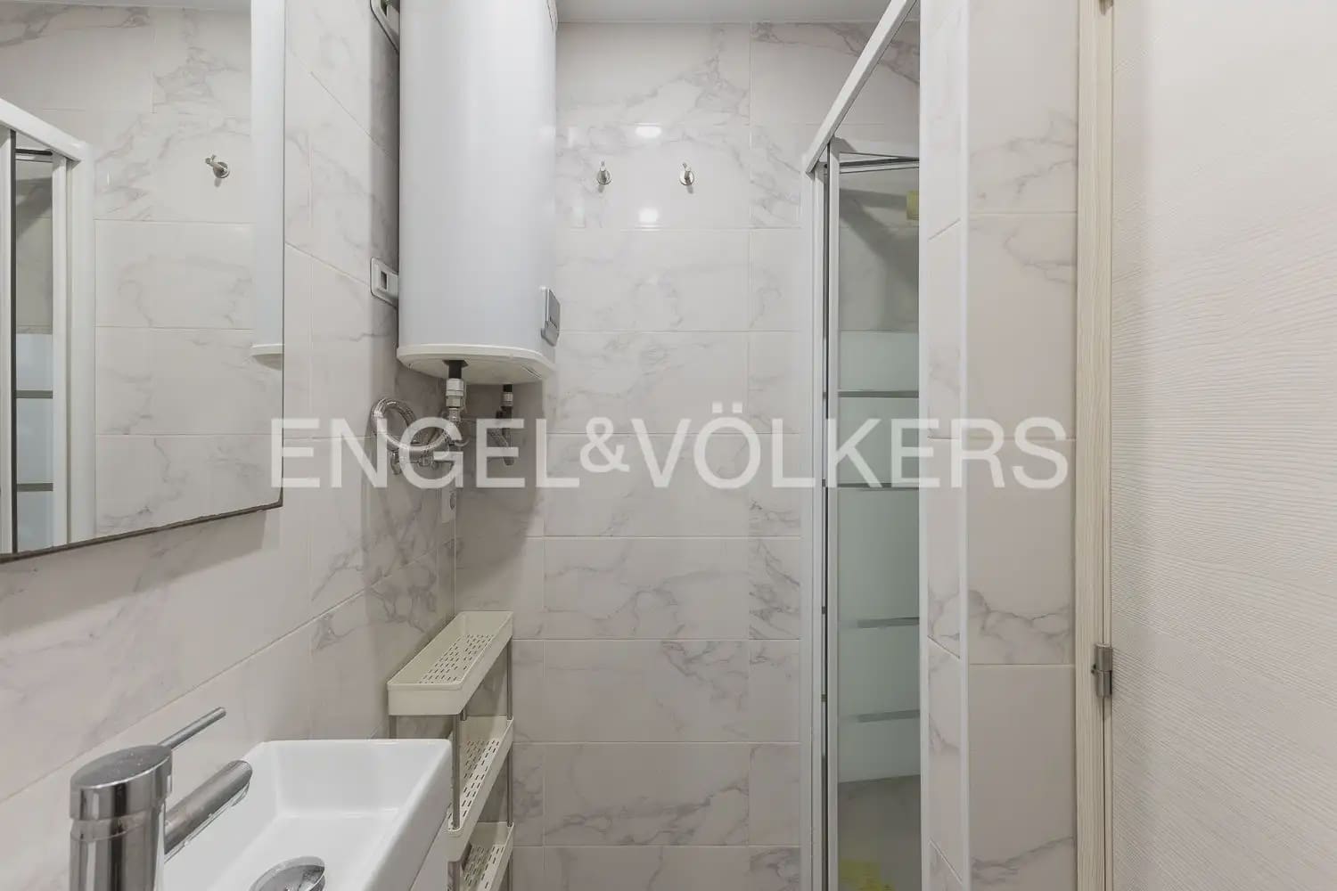 4 Zimmer Wohnung zu verkaufen in Valencia Stadt - 370.000 € (Ref: 9897669)