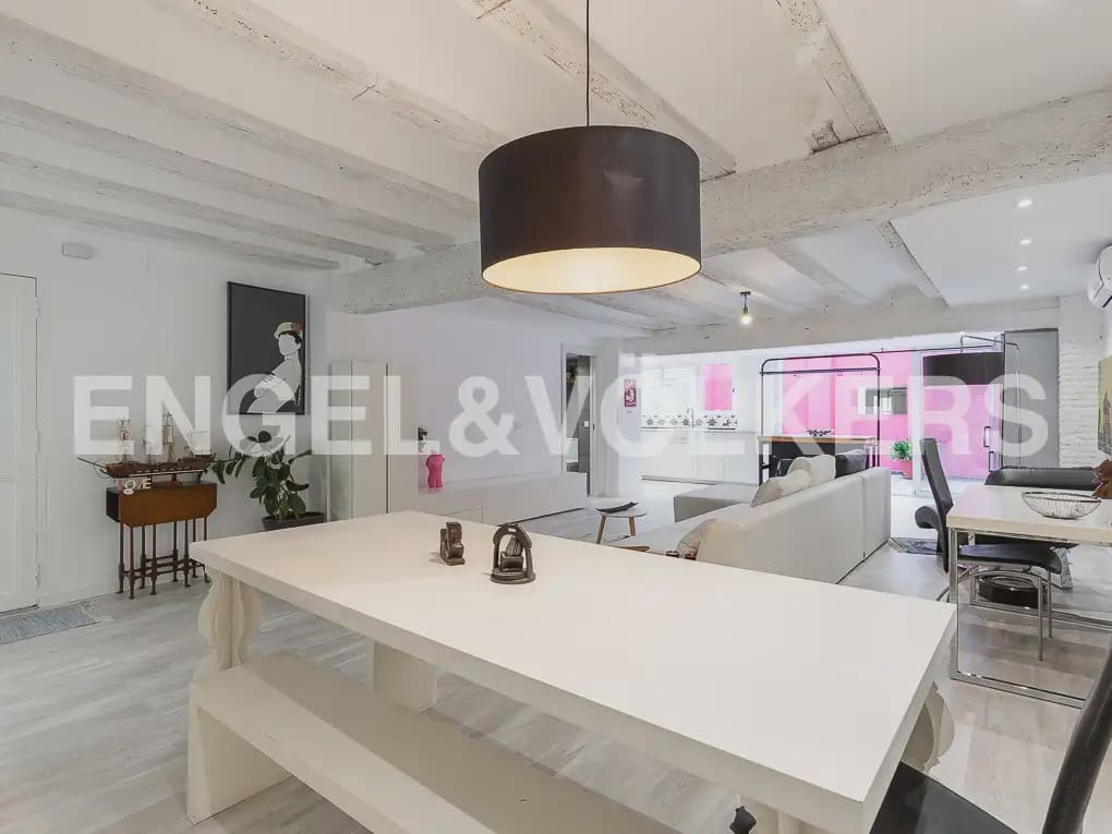 Appartement de 2 chambres à louer à Valence ville - 1 800 € (Ref: 9897670)