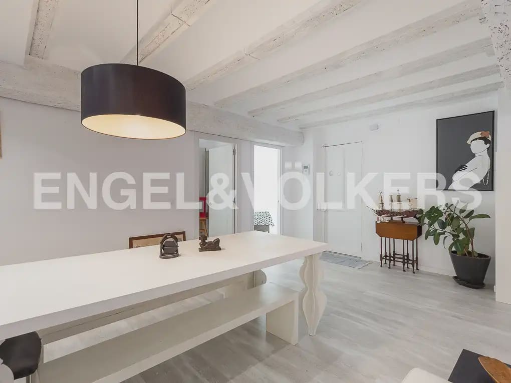 Appartement de 2 chambres à louer à Valence ville - 1 800 € (Ref: 9897670)